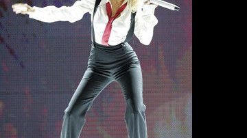 Christina Aguilera é premiada... - Fotos: Reuters