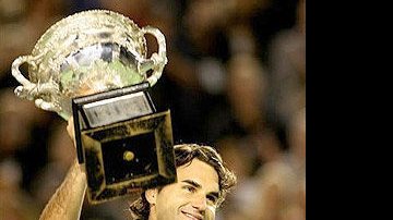Roger Federer é o campeão... - Foto: AFP