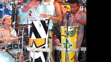 SALVADOR: Carlinhos Brown no baile... - Divulgação / Humberto Filho