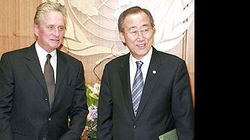 Michael Douglas vai à ONU pedir... - Foto: Reuters