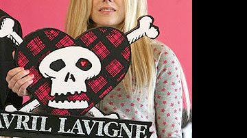 Avril Lavigne faz sucesso na China... - Foto: AFP