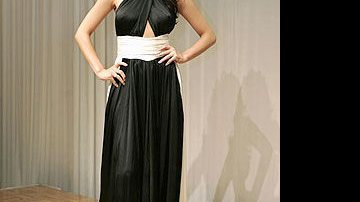 Miss Universo quer ser atriz... - Foto: Reuters