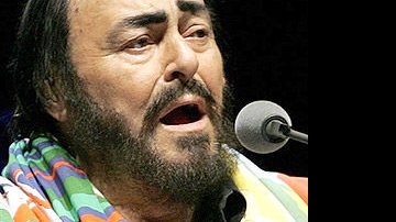 Luciano Pavarotti está muito doente... - Foto: AFP
