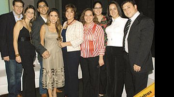 Marcelo e Daniela Beyruti, Phillipe e Patrícia Carrasco, Íris Abravanel, Cíntia e a filha Lígia, Sílvia Abravanel e Felipe Coimbra.