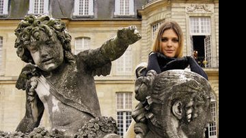 No Château de Champs-sur-Marne, ela fala sobre o papel na novela das 7, que estréia na segunda, 20