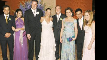 Aécio, a filha, Gabriela Falcão, Renato Azeredo e Gabriela Guimarães, o senador Azeredo e Heloísa, Zezé e Zilú