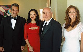 Luiz Eduardo Baptista, presidente da Sky Brasil, Sonia Braga, Gustavo Pupo-Mayo e Lucy Pereda, apresentadora do Canal Casa Club TV