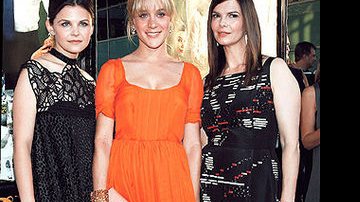 As atrizes Ginnifer, Chloë e Jeanne lançam a nova temporada da série <i>Big Love</i>, que fala de poligamia, no Cinerama Dome, em L.A.