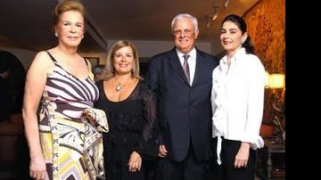 D. Lily, Christina, dom Pedro e Fátima - George Magaraia