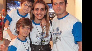 O ator Luigi Baricelli com a mulher, Andréia, e os filhos, Vittorio e Vicenzo - Bruno Barriguelli / B.ªr / Welto N L. da Costa