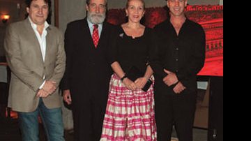 Arcadio Martinez, o casal Ricardo e Nize Peidró e David Dalmau. - João Passos/ Brasil Fotopress