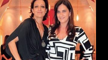 A mulher do autor de novelas Carlos Lombardi recebe Betty em sua boutique de jóias, em São Paulo. - Cleiby Trevisan