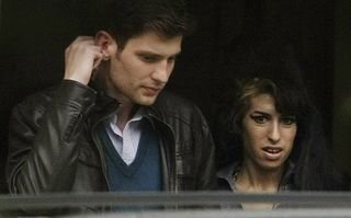 Blake Fielder-Civil e a ex-mulher, Amy Winehouse - AFP