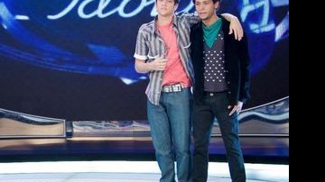 Rafael Barreto e Rafael Bernardo, os dois finalistas do programa "Ídolos" - Edu Moraes/TV Record