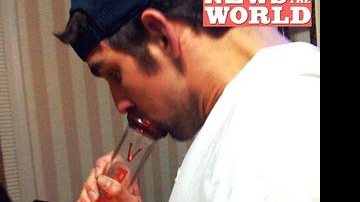 Michael Phelps é flagrado ao consumir maconha, nos Estados Unidos - Reprodução/Reprodução