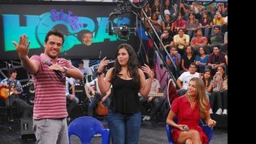Rodrigo Lombardi ensina Grazi Massafera a dançar - TV Globo / Divulgação