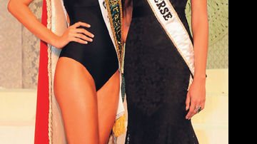 A Miss Brasil Larissa Costa com Dayana Mendoza, Miss Universo - SAMUEL CHAVES / S4 PHOTO PRESS E VIVIAN FERNANDEZ