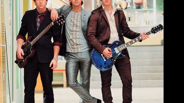 Jonas Brothers concorrem a nove categorias no Teen Choice Awards - Arquivo Caras