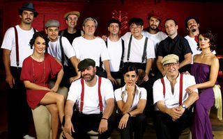 Banda Glória se apresenta na Aldeia Turiassú - Reprodução