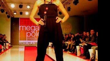 Fernanda Lima abre o Mega Polo Moda - AgNews