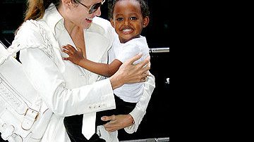 Angelina Jolie e Zahara - Reprodução / People
