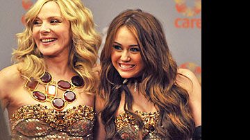 Kim Cattrall e Miley Cyrus - Reprodução / US Magazine