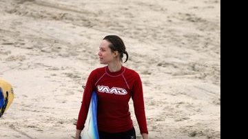 Mariana Ximenes faz aula de surf no Rio de Janeiro - Luciano Cabal / AgNews