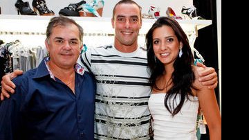 Empresário Carlos Corsini, o modelo e empresário Paulo Zulu e a empresária Fernanda Corsini - Fernando Willadino