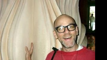 Michael Stipe, vocalista do R.E.M., lança moda - Reprodução
