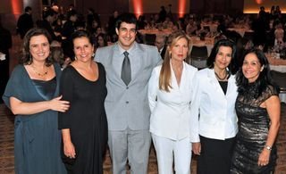 Regina, Sandra, João, Claudia, Christina e Maria. - MARGARETH ABUSSAMRA/ABUSSAMRA PHOTOS