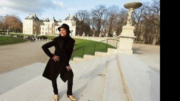 Em passagem por Paris, Maria João visita o Jardim de Luxemburgo - Fotos: ALVARO TEIXEIRA