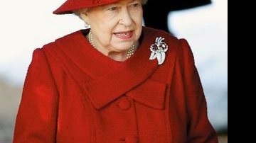 Na Grã-Bretanha, a rainha da Inglaterra, Elizabeth II, assiste à cerimônia religiosa de Natal dedicada à família real na igreja de Santa Maria Madalena, no Condado de Sandringham e reúne... - ANA CAROLINA LOPES / REUTERS