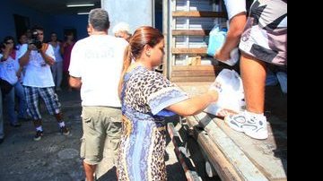 Preta Gil leva doações para Angra dos Reis - Francisco Silva/AgNews