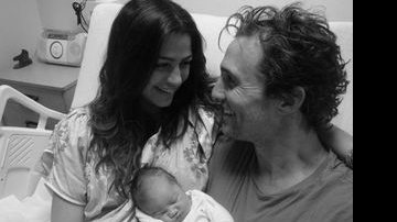 Matthew McConaughey, Camila Alves e a pequena Vida - Reprodução