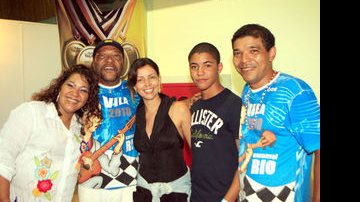 A filha do cantor Juliana Ferreira, Martinho da Vila, sua esposa Cléo Ferreira e os filhos Preto Ferreira e Tonico Ferreira - Marcos Quint