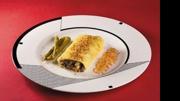 Omelete tradicional recheada - ANDRÉ CTENAS