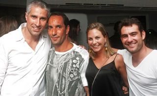 No Rio, o empresário Wan Rouxinol festeja 34 anos em sua cobertura, na Barra, com o ex-jogador Edmundo, Chris Brandi e Thierry Figueira. - BRUNO BARRIGUELLI/B.A.R., CLAUDIA SCHEMBRI, GUILHERME GONGRA, RENATA MIZIARA, ROGÉRIO RESENDE
