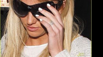 Britney Spears volta a ser loira - Reprodução/Just Jared