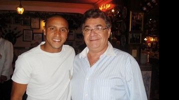 Roberto Carlos janta na Lellis Trattoria, de João Lellis. - ANDRÉ VICENTE E JOÃO PASSOS