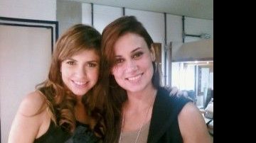 Cacau e Angélica curtem juntas os bastidores do Zorra Total, na Globo - Reprodução/Twitter