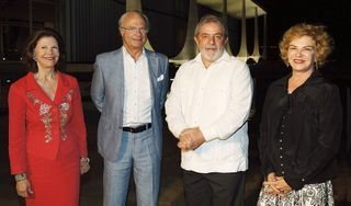 Rainha Silvia, rei Carl Gustaf, Lula e d. Marisa em Brasília - DOMINGOS TADEU/PR E RICARDO STUCKERT/PR