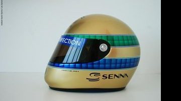 Capacete do piloto Ayrton Senna é vendido pelo preço de R$ 16 mil na Senna Store - Divulgação