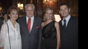 O casal Rosarita e René Ariel Dotti, Rogéria Dotti e o marido Marlus Doria - Estéfano Lessa