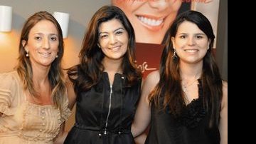 Ana Paula Mestieri é recebida por Aletéia Ferreira e Alline Braun, ambas de O Boticário, em lançamento da marca no La Cuisine Clássico. - CHICO BRANDÃO, LÁZARO MEDEIROS, LEONARDO TELES, LIANE NEVES, LINCOLN IFF, LORENZO FABRI, LULU PINHEIRO, MAURO CAMPOS E SYMONE MAGALHÃES