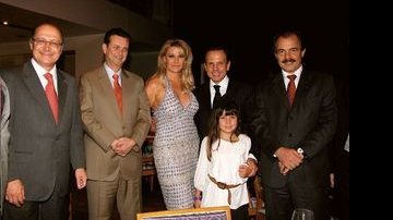 Geraldo Alckmin, Gilberto Kassab, Bia e João Doria Jr. com a filha Carolina e Aloizio Mercadante - VIVIAN FERNANDEZ