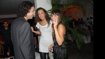 Rafael Almeida e Pérola Faria se reencontram em festa no Rio - Thyago Andrade e Tony Andrade/AgNews