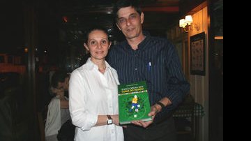 Luiz Fernando, acompanhado pela esposa Solange Roschel - Luciane Belin