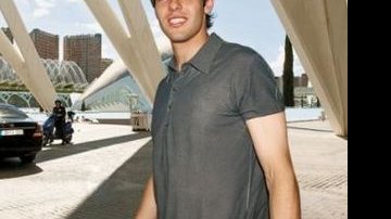 Kaká, o primeiro a chegar em Curitiba - Divulgação