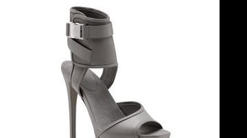 Sandália plataforma de couro com tecido prata Gucci gucci.com