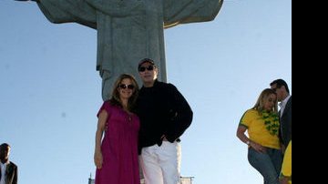 John Travolta e Kelly Preston no Cristo Redentor - André Freitas e Delson Silva / AgNews